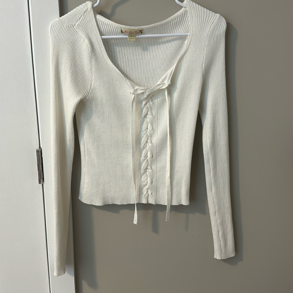 Ribbed long sleeve fitted tie top